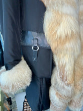 Load image into Gallery viewer, Simonetta Ravizza Trench Coat Fox Fur Tuxedo