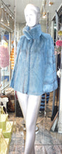 Load image into Gallery viewer, Natural Mink Fur Cape