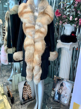 Load image into Gallery viewer, Simonetta Ravizza Trench Coat Fox Fur Tuxedo
