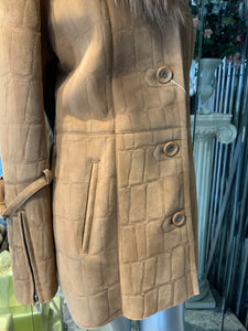 Genuine Sheepskin Short Coat with Tanuki Fur Trim Hood