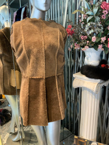 Genuine Sheepskin Short Coat with Tanuki Fur Trim Hood