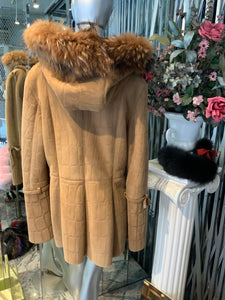 Genuine Sheepskin Short Coat with Tanuki Fur Trim Hood